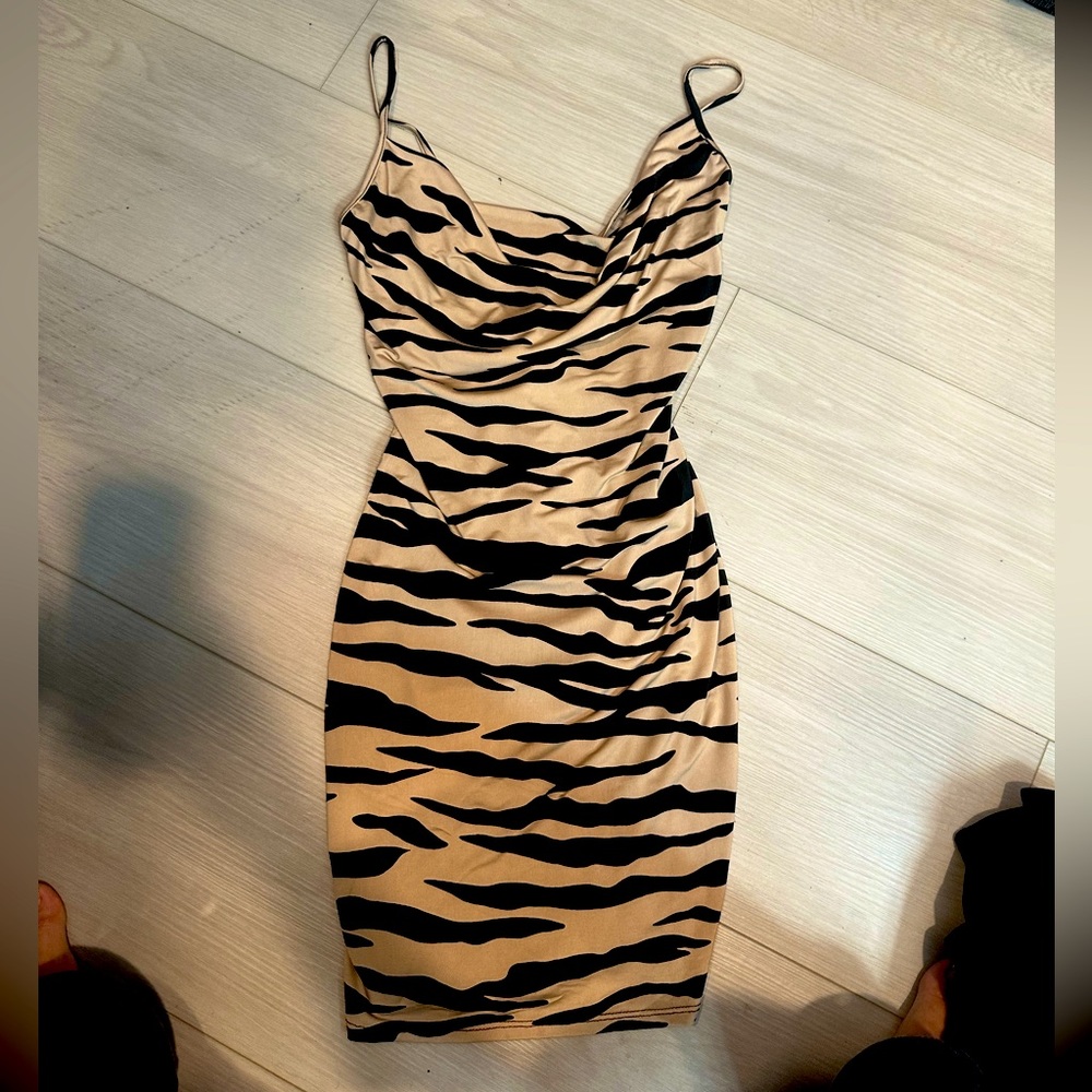 Mini tiger dress